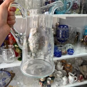 Jarra de cristal tallado
