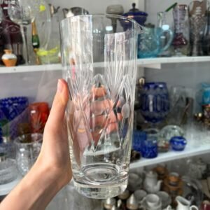 Jarra de cristal tallado