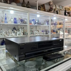 Compactera TECHNICS para 5 cds con control