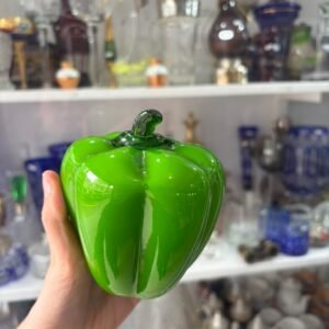 Adorno estilo murano con forma de morrón