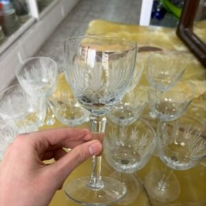 Juego de 12 copas de cristal tallado para vino