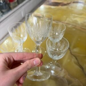 Juego de 6 copas de cristal tallado para licor